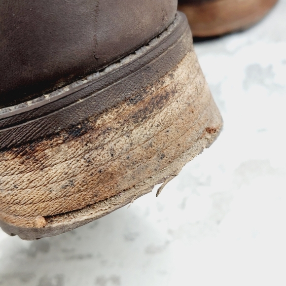 UGG Shearling Brown Leather Mid Calf Silver Buckles Detail Winter Boots I464 - Picture 12 of 13